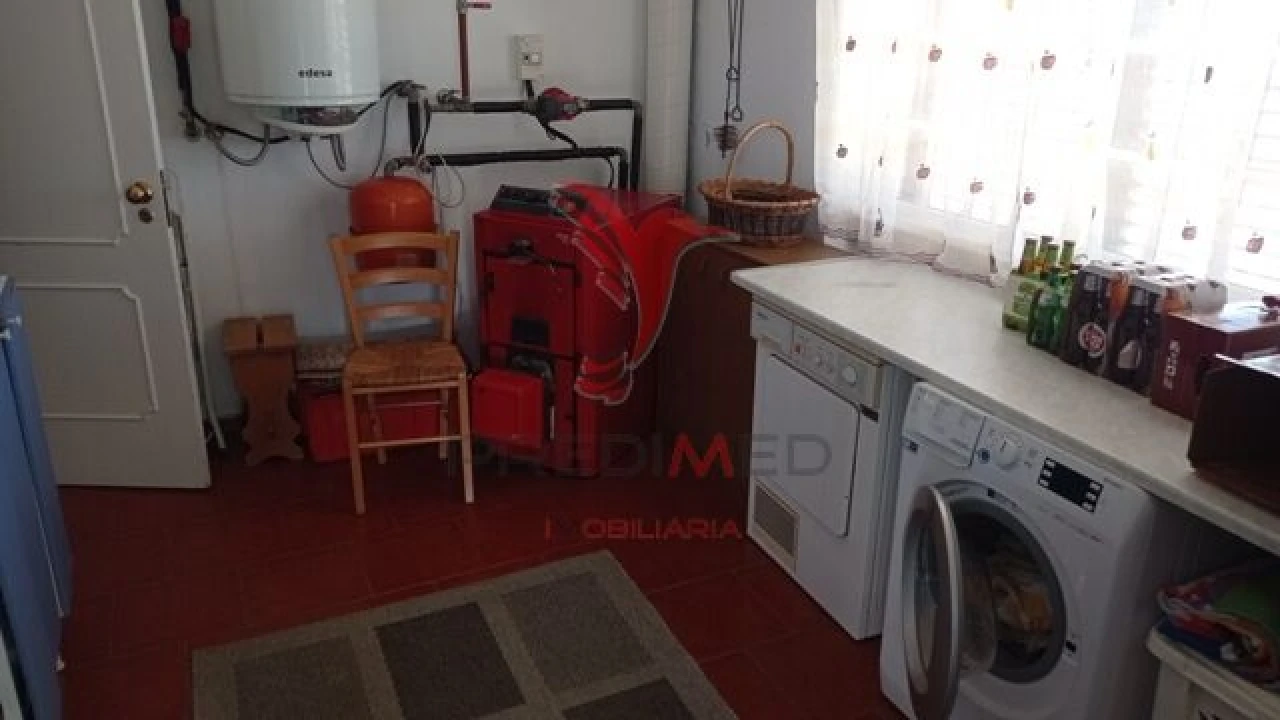 Moradia T5 para Venda em Espírito Santo, Nossa Senhora da Graça e São Simão Foto 2