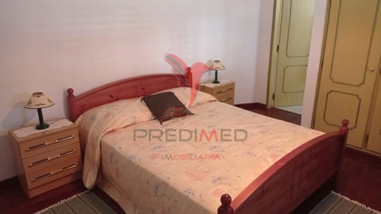 Moradia T5 para Venda em Espírito Santo, Nossa Senhora da Graça e São Simão Foto 9