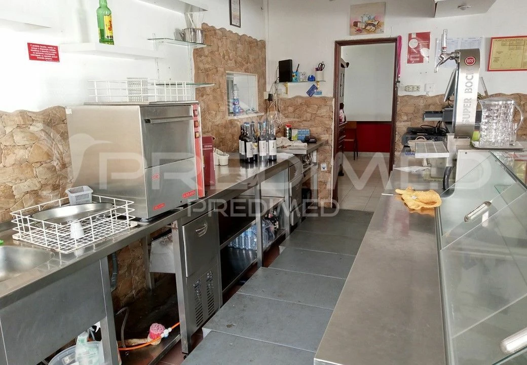 Loja para Venda em Miragaia e Marteleira Foto 3