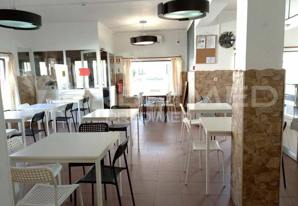 Loja para Venda em Miragaia e Marteleira Foto 16