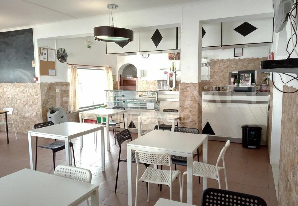 Loja para Venda em Miragaia e Marteleira Foto 20