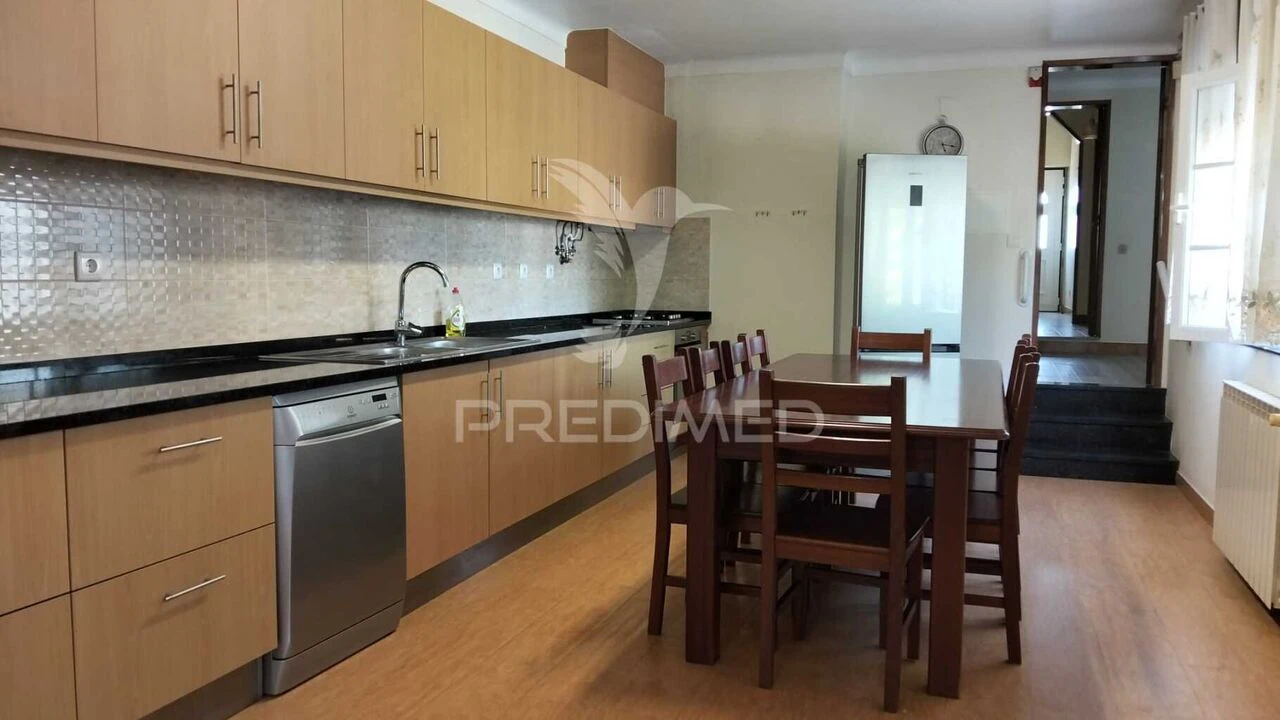 Moradia T4 para Venda em Casével e Vaqueiros Foto 19