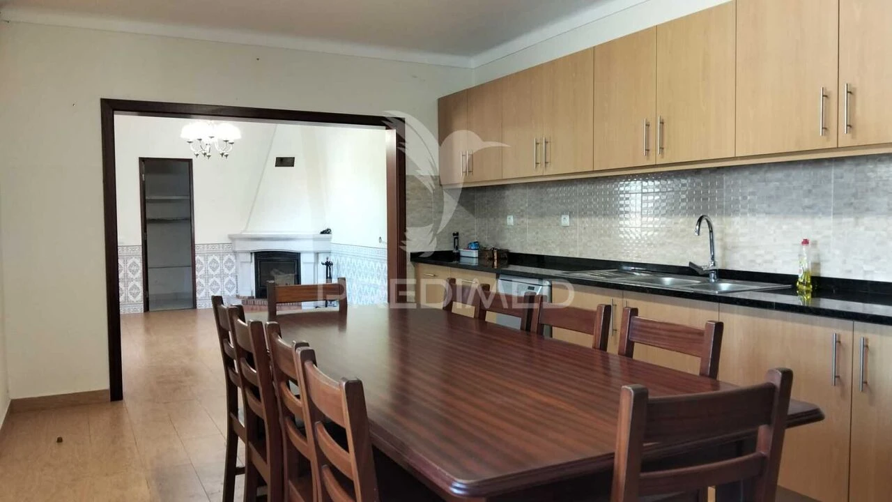 Moradia T4 para Venda em Casével e Vaqueiros Foto 18