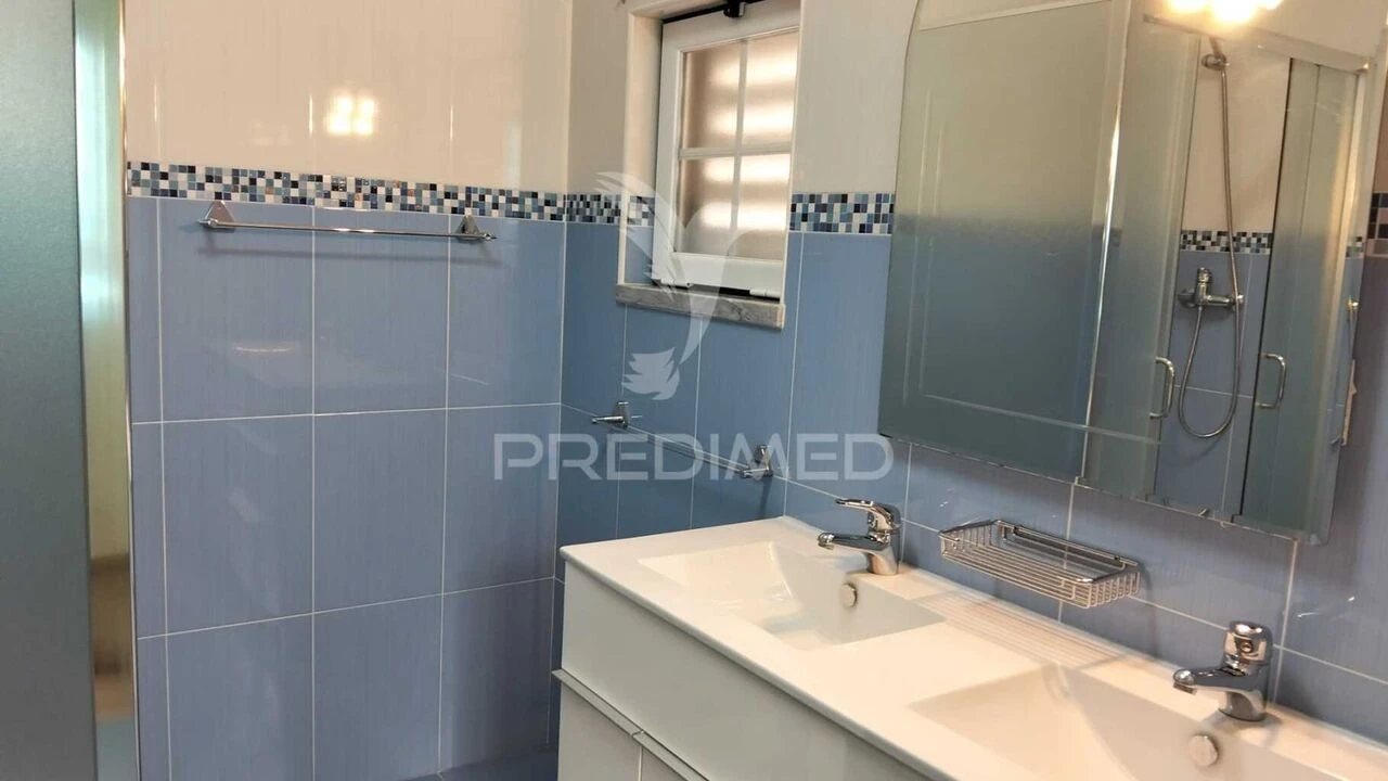 Moradia T4 para Venda em Casével e Vaqueiros Foto 31