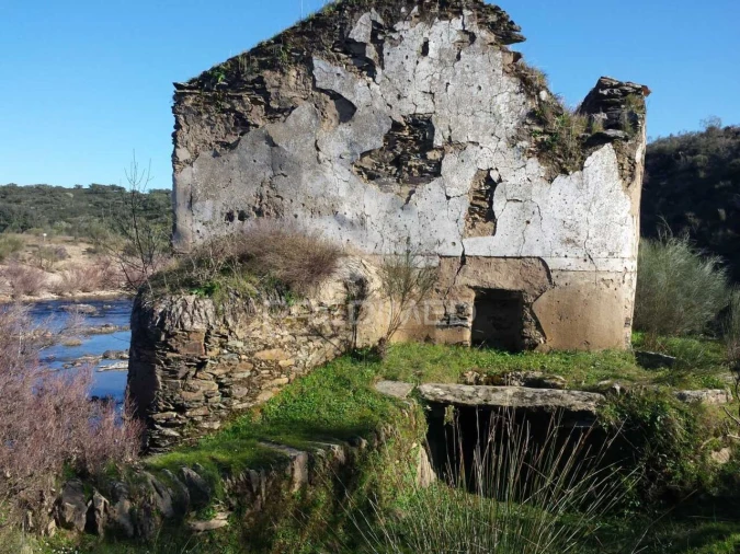 Quinta T0 para Venda em Monfortinho e Salvaterra do Extremo Foto 2