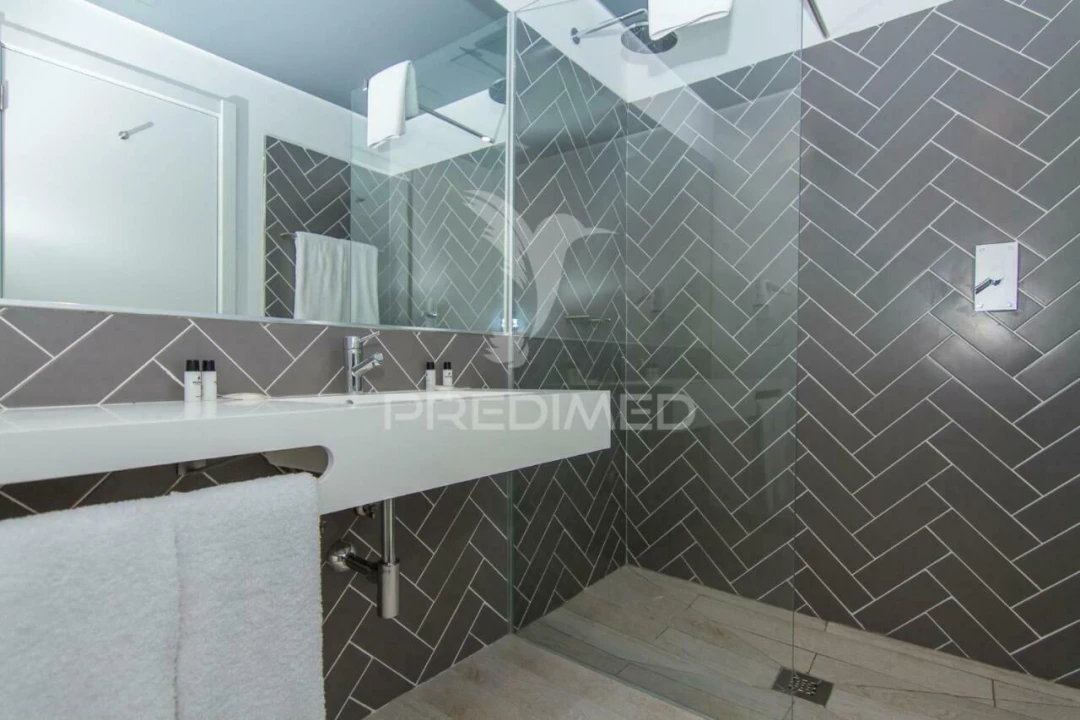 Apartamento T0 para Venda em Estômbar e Parchal Foto 15