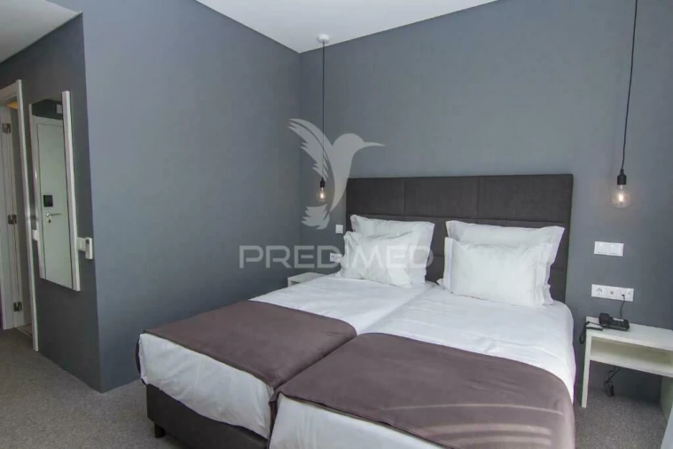 Apartamento T0 para Venda em Estômbar e Parchal Foto 8