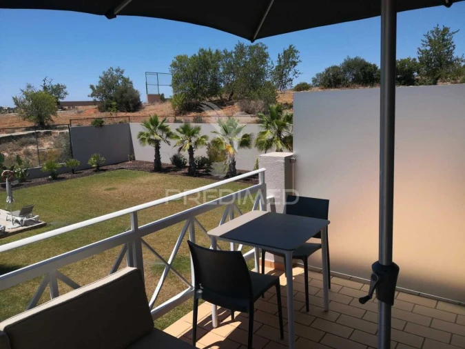 Apartamento T0 para Venda em Estômbar e Parchal Foto 13