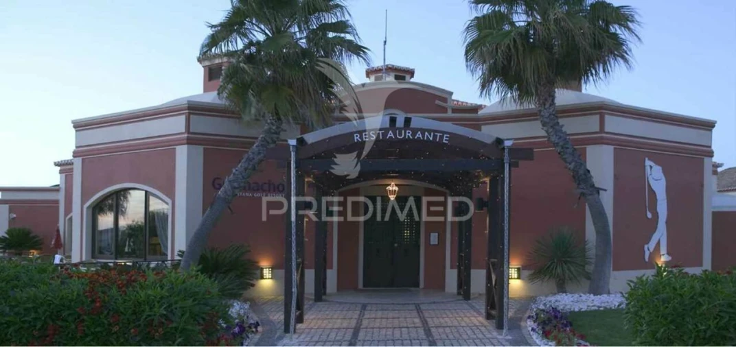 Apartamento T0 para Venda em Estômbar e Parchal Foto 24