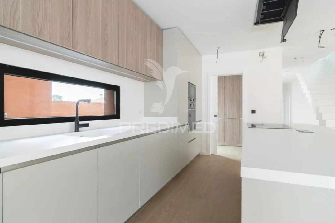 Moradia T5 para Venda em Azeitão (São Lourenço e São Simão) Foto 15