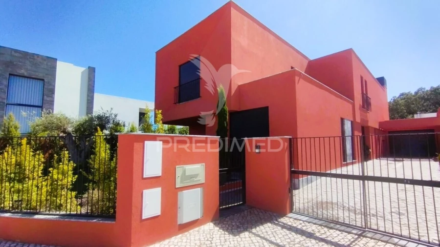 Moradia T5 para Venda em Azeitão (São Lourenço e São Simão) Foto 12