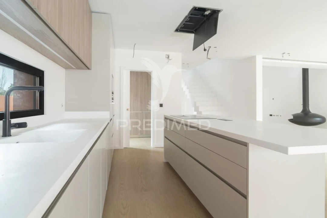 Moradia T5 para Venda em Azeitão (São Lourenço e São Simão) Foto 14