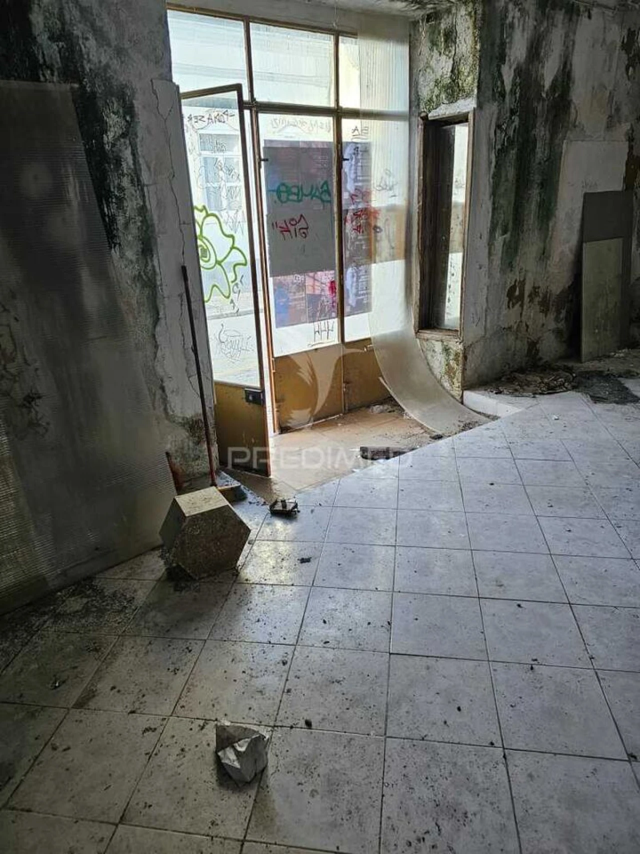 Loja para Venda em Faro (Sé e São Pedro) Foto 4