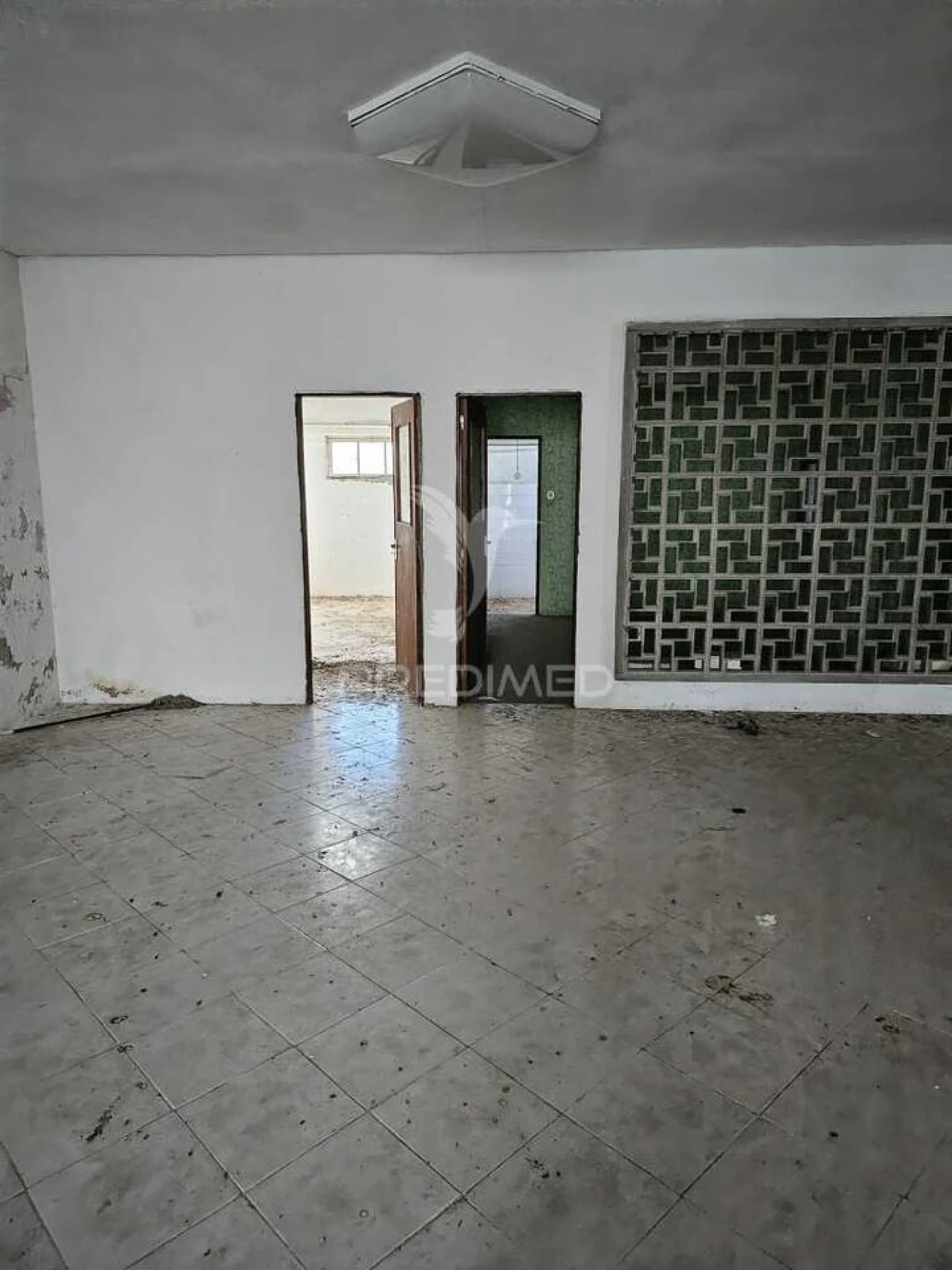 Loja para Venda em Faro (Sé e São Pedro) Foto 9