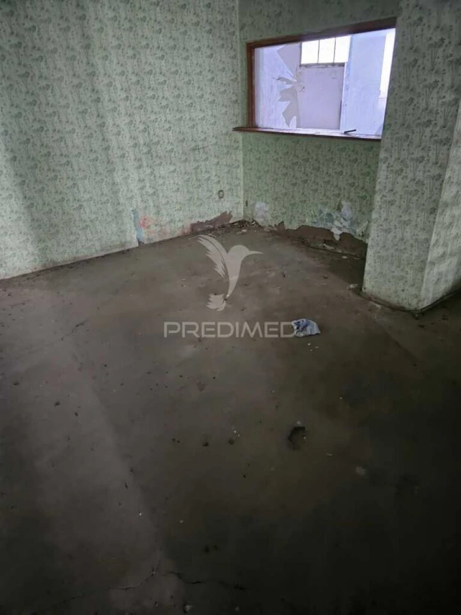 Loja para Venda em Faro (Sé e São Pedro) Foto 2