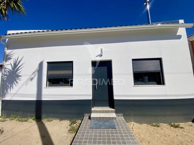 Moradia T3 para Venda em Charneca de Caparica e Sobreda Foto 2