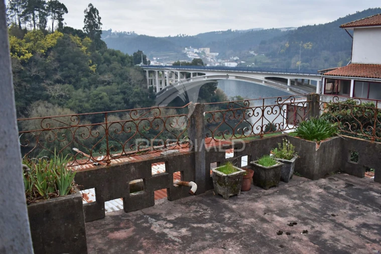 Moradia T3 para Venda em Foz do Sousa e Covelo Foto 10