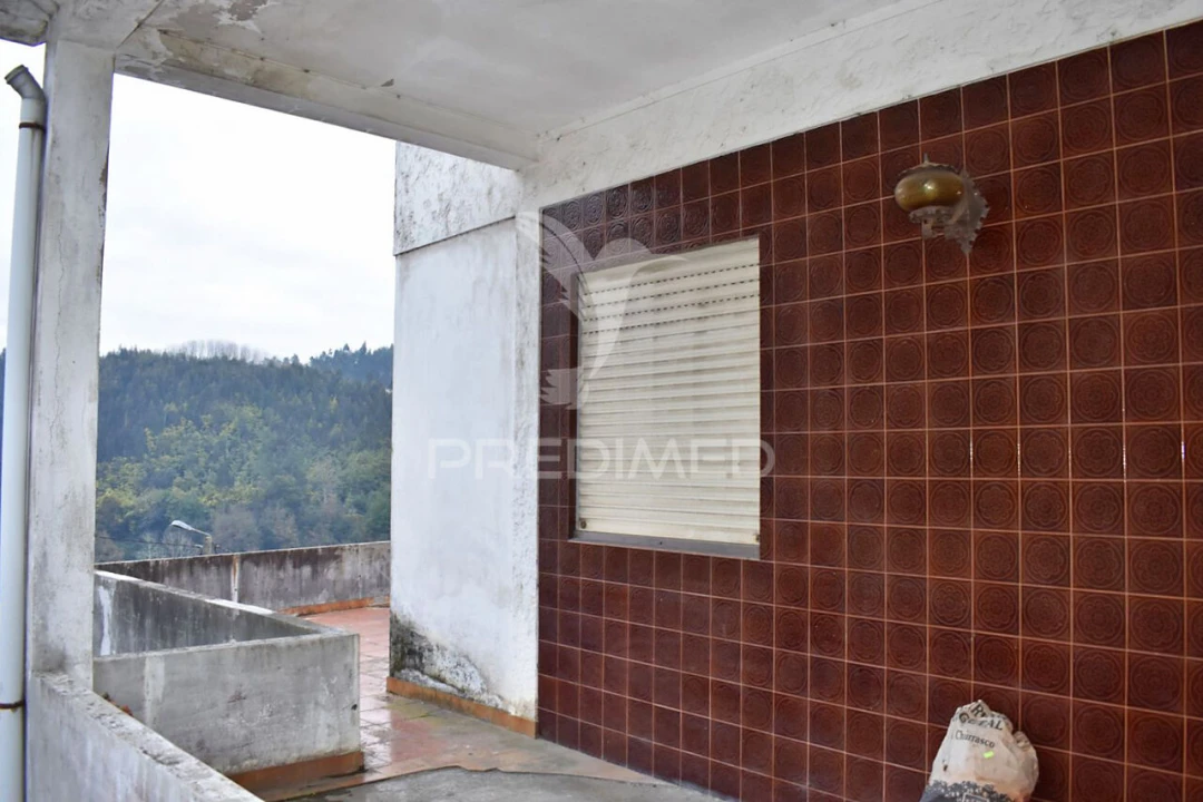 Moradia T3 para Venda em Foz do Sousa e Covelo Foto 9