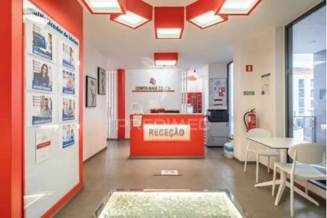 Escritório para Venda em Funchal (São Pedro) Foto 18