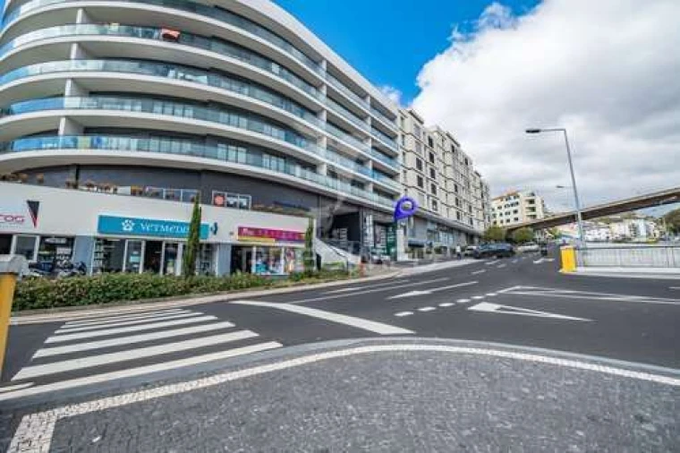Escritório para Venda em Funchal (São Pedro) Foto 30