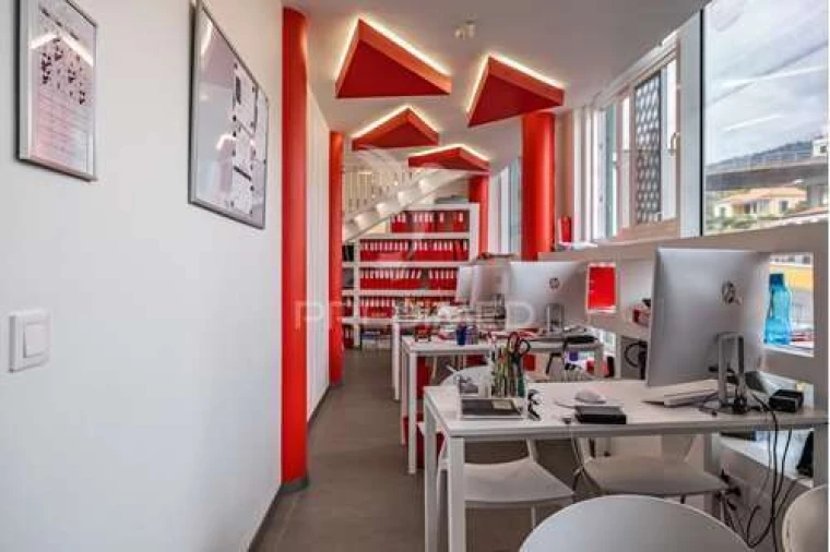 Escritório para Venda em Funchal (São Pedro) Foto 17