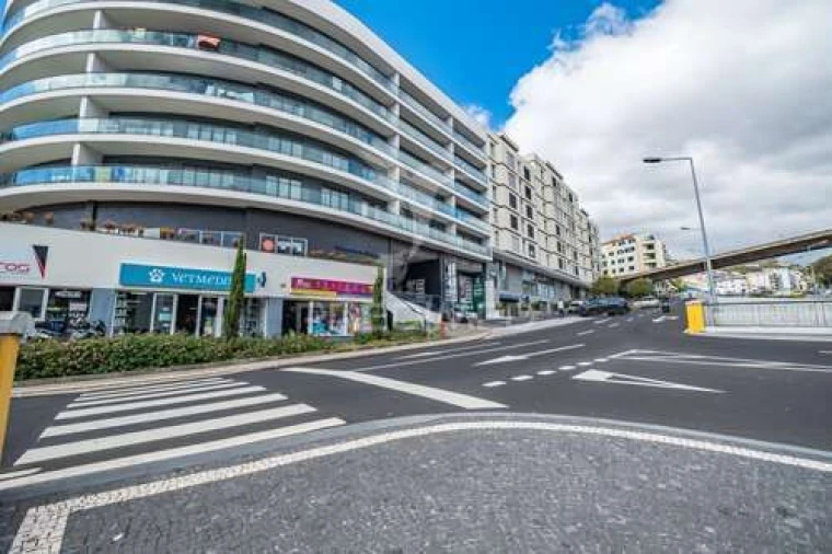 Escritório para Venda em Funchal (São Pedro) Foto 31