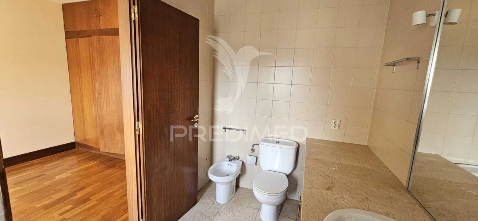 Apartamento T3 para Venda em São Mamede de Infesta e Senhora da Hora Foto 14