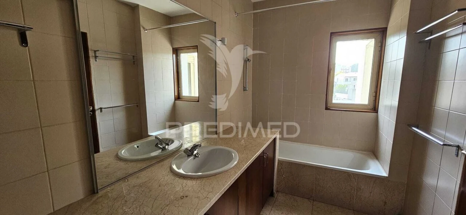 Apartamento T3 para Venda em São Mamede de Infesta e Senhora da Hora Foto 15