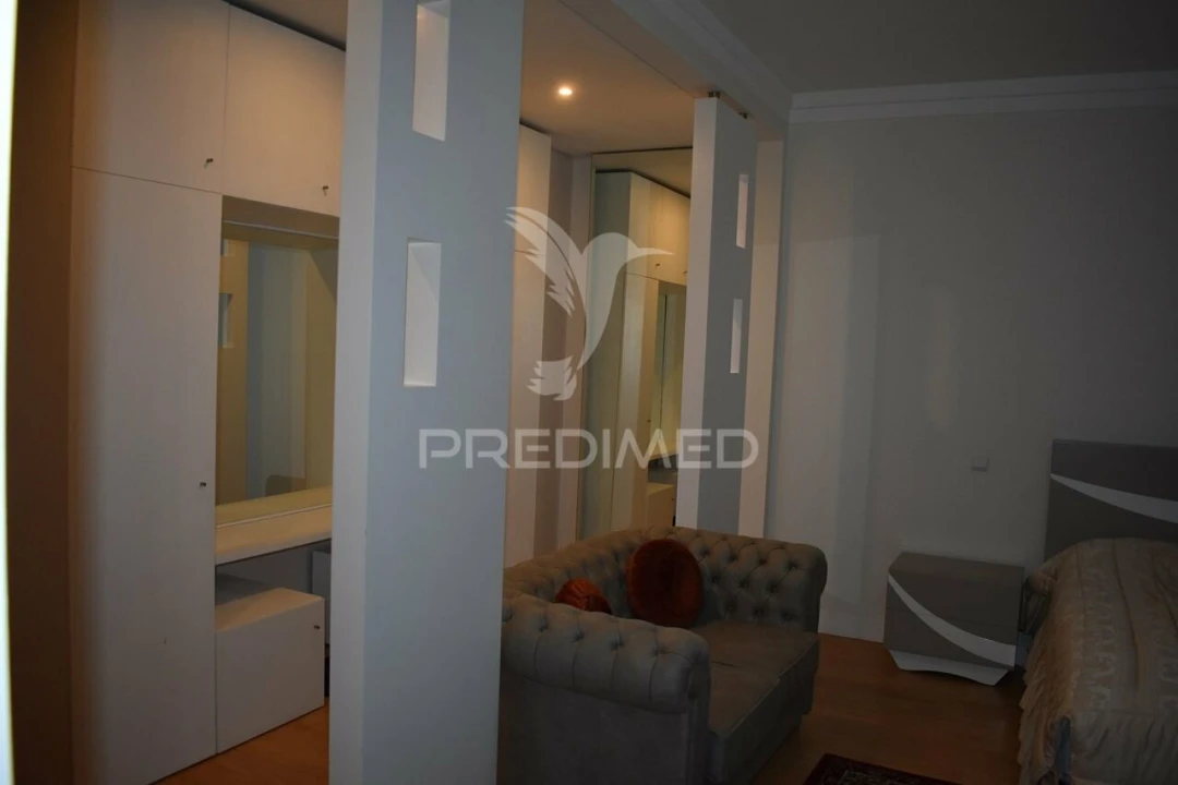 Apartamento T4 para Venda em Mafamude e Vilar do Paraíso Foto 30