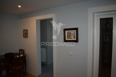 Apartamento T4 para Venda em Mafamude e Vilar do Paraíso