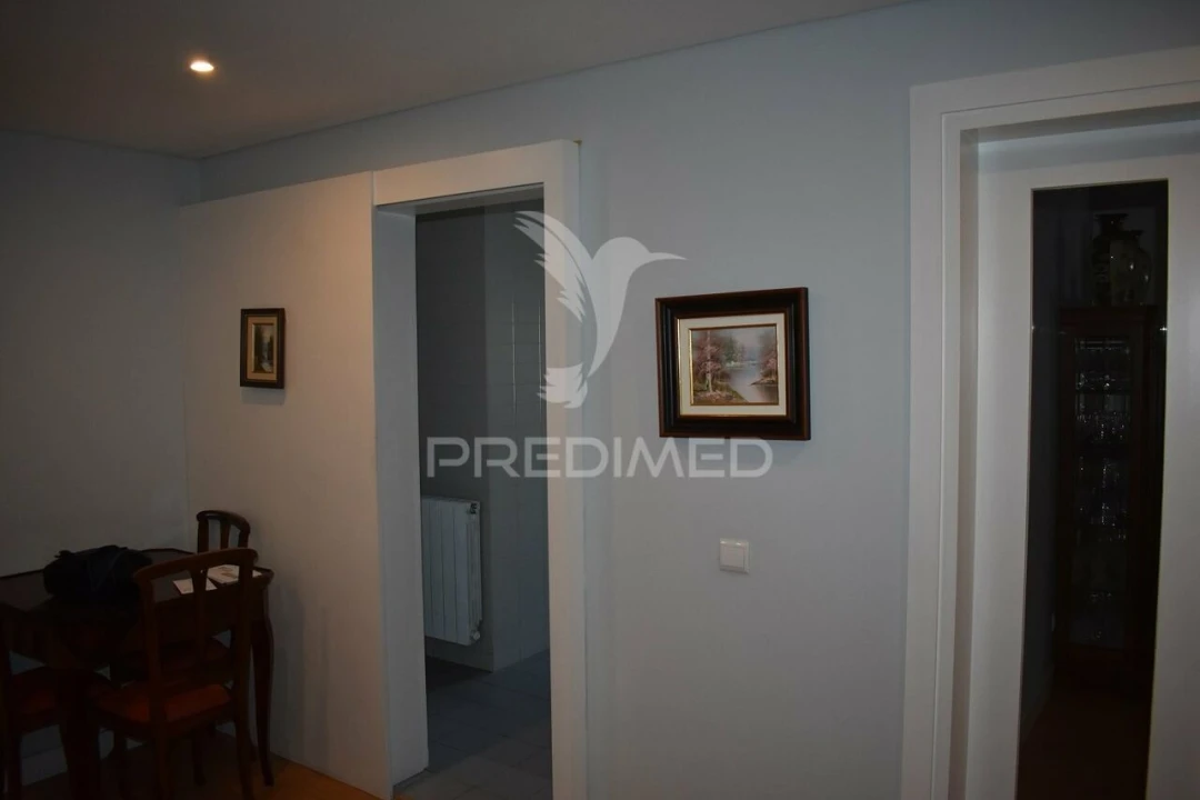 Apartamento T4 para Venda em Mafamude e Vilar do Paraíso Foto 24