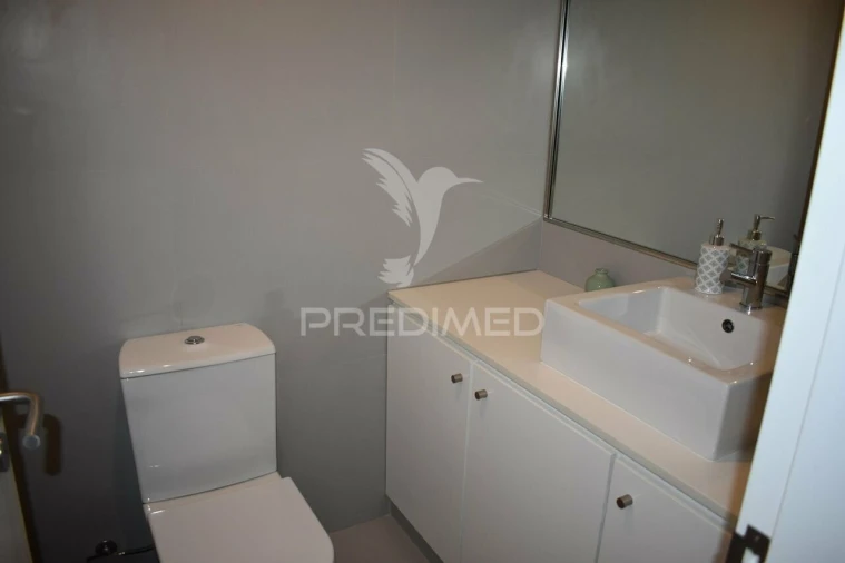 Apartamento T4 para Venda em Mafamude e Vilar do Paraíso Foto 26