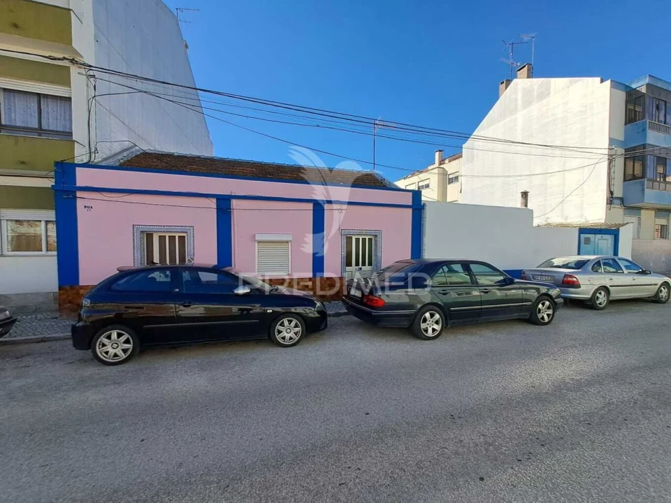 Moradia T2 para Venda em Baixa da Banheira e Vale da Amoreira Foto 4