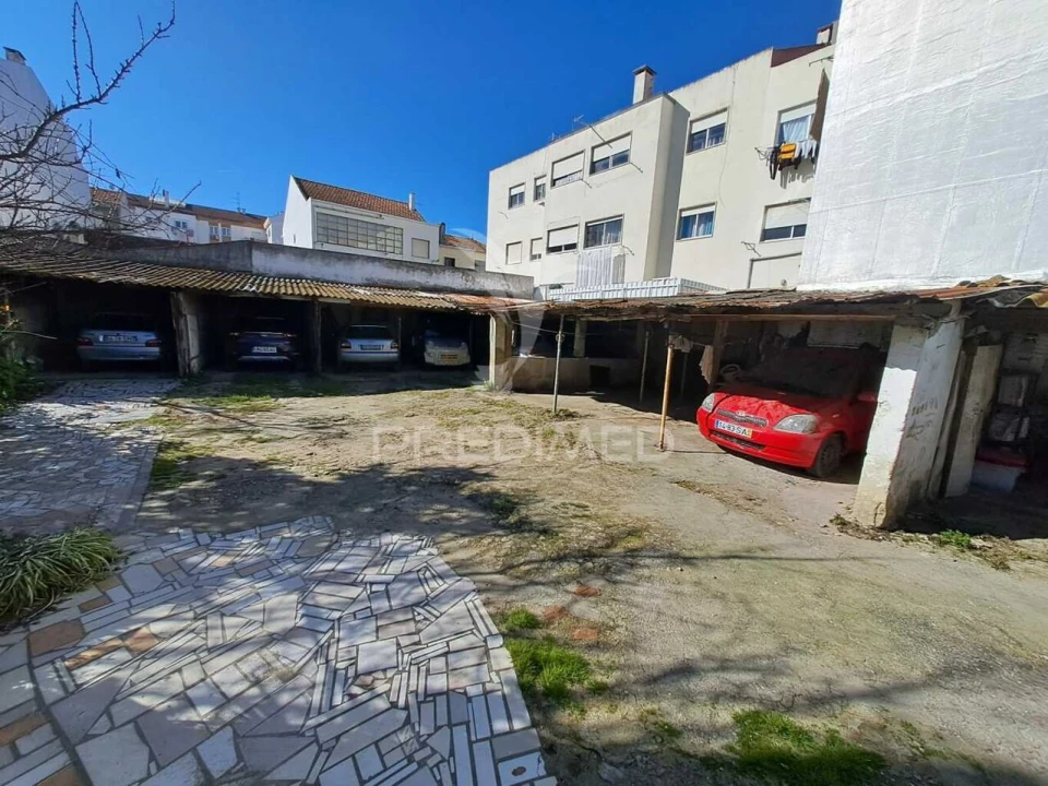 Moradia T2 para Venda em Baixa da Banheira e Vale da Amoreira Foto 7