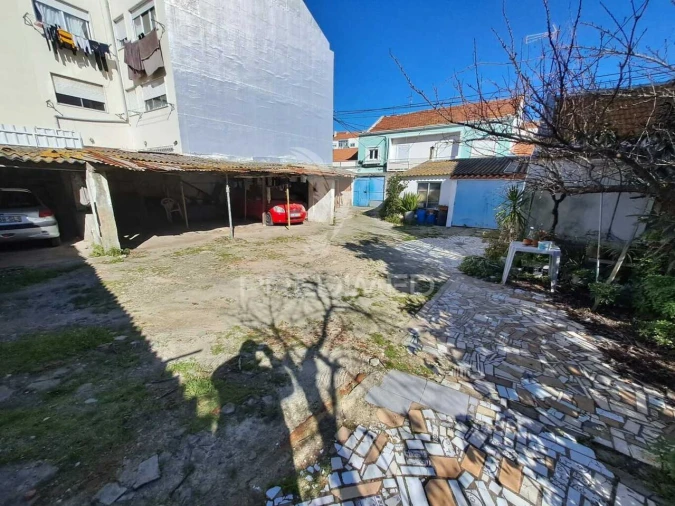 Moradia T2 para Venda em Baixa da Banheira e Vale da Amoreira Foto 9