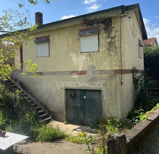 Moradia T2 para Venda em Amarante (São Gonçalo), Madalena, Cepelos e Gatão Foto 1