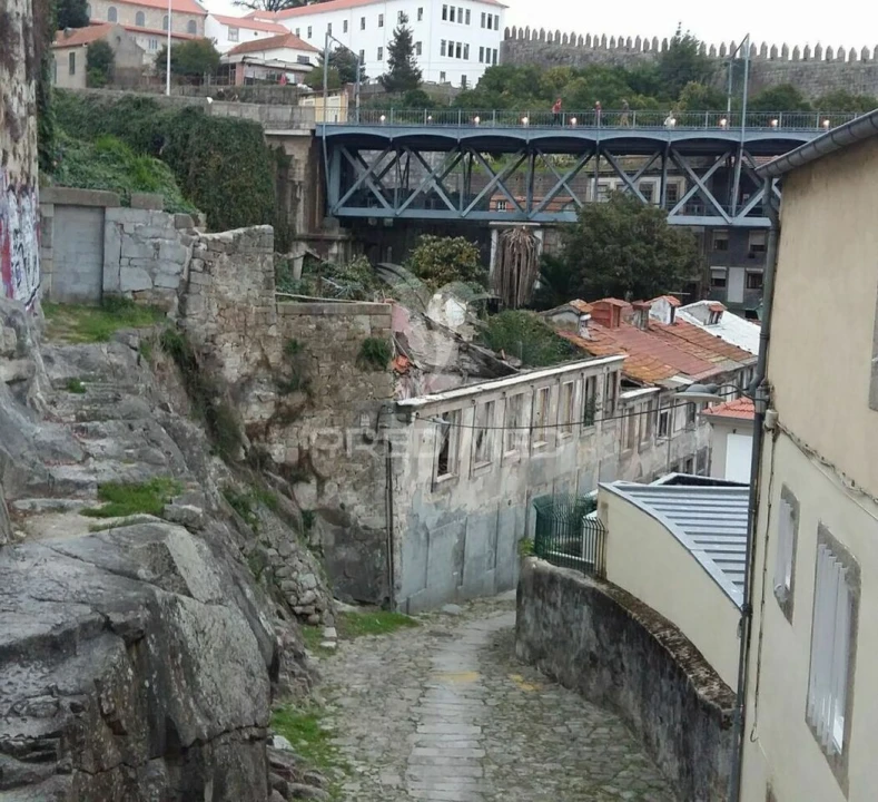 Prédio para Venda em Cedofeita, Santo Ildefonso, Sé, Miragaia, São Nicolau e Vitória Foto 5