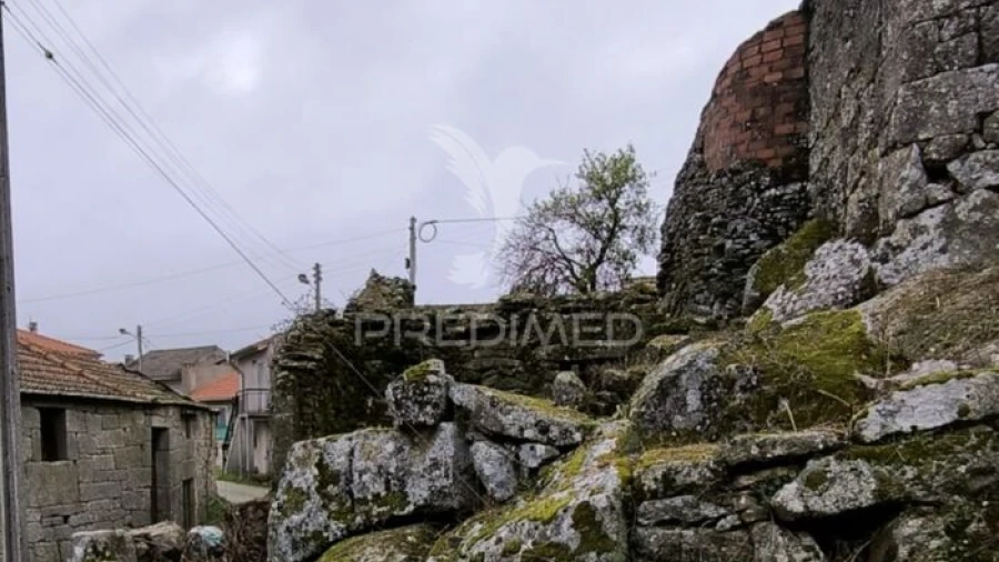Moradia T1 para Venda em São Tomé do Castelo e Justes