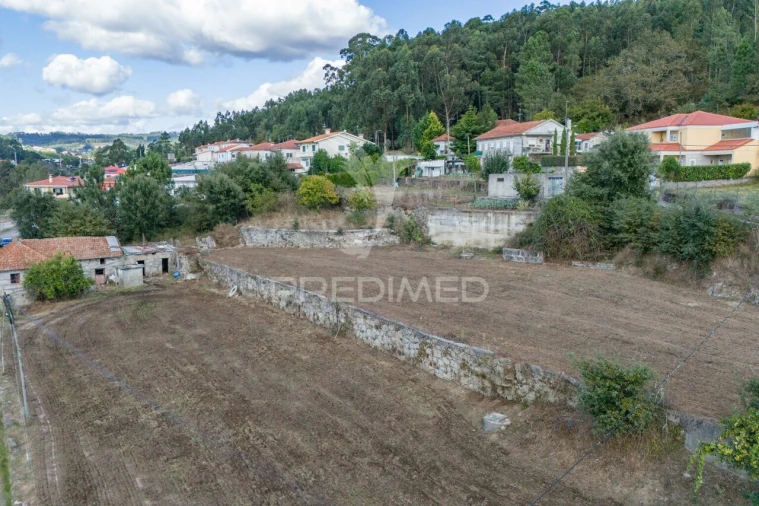 Moradia T3 para Venda em Airão Santa Maria, Airão São João e Vermil Foto 23