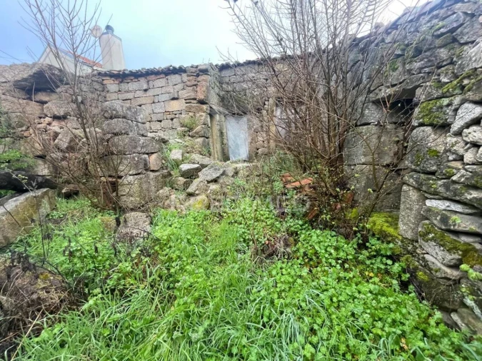 Moradia T2 para Venda em Prova e Casteição Foto 4