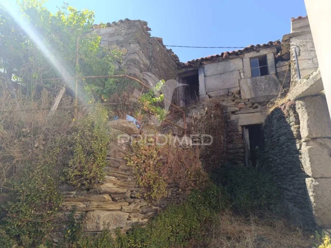 Moradia T3 para Venda em Barcos e Santa Leocádia Foto 11