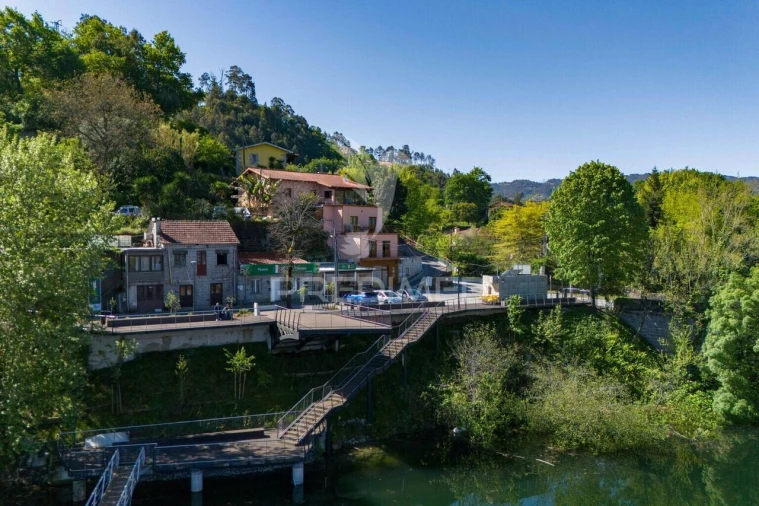 Moradia T2 para Venda em Ventosa e Cova