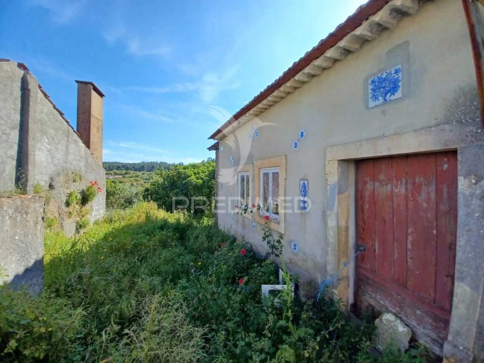 Moradia T6 para Venda em Casais e Alviobeira Foto 9