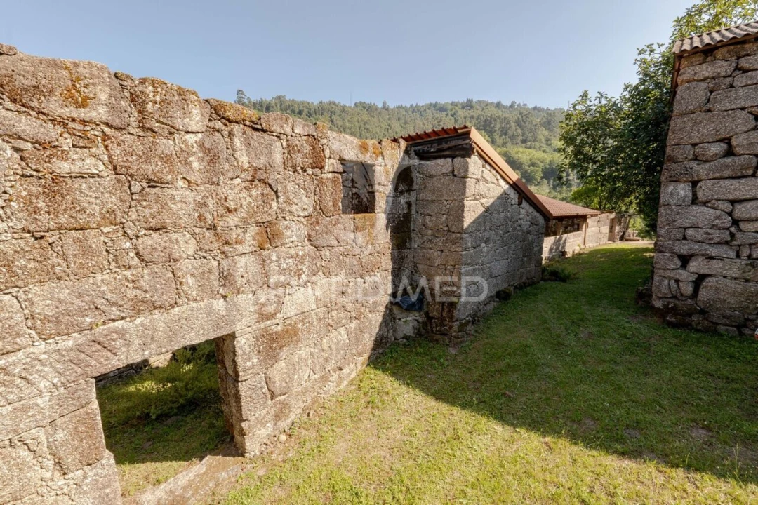 Moradia T3 para Venda em Caniçada e Soengas Foto 29