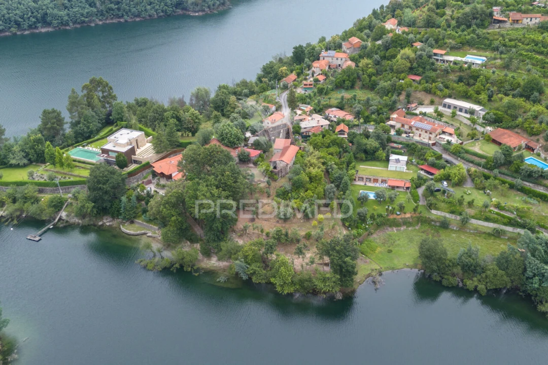 Moradia T3 para Venda em Caniçada e Soengas Foto 1