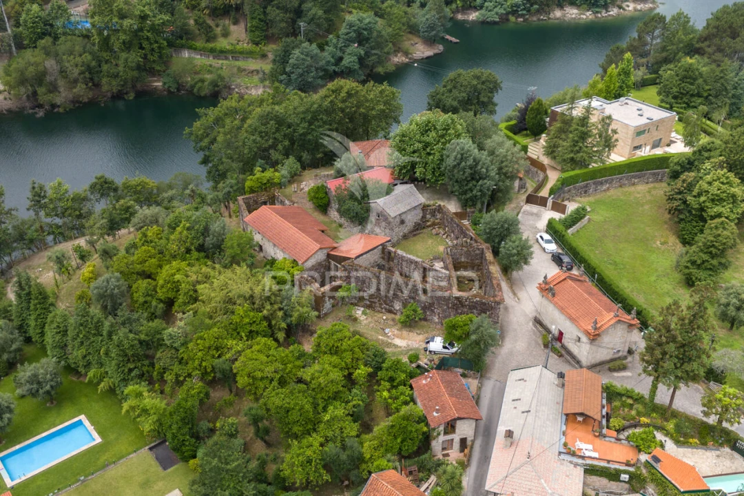 Moradia T3 para Venda em Caniçada e Soengas Foto 16