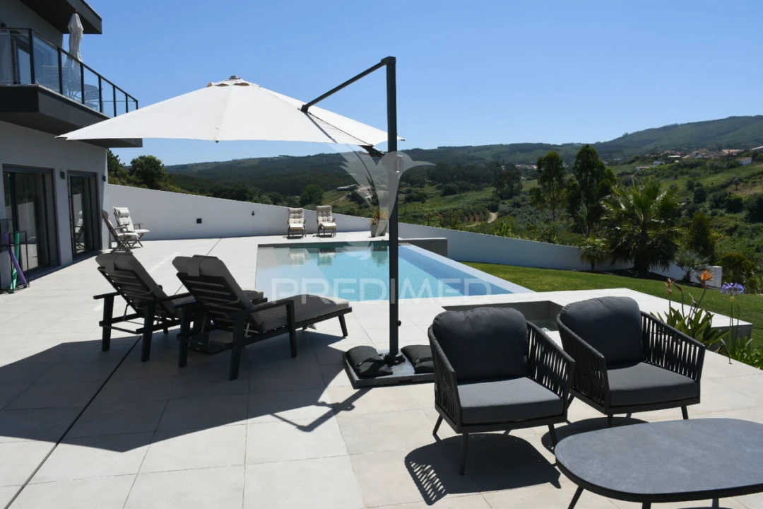 Moradia T3 para Venda em Lamas e Cercal Foto 13