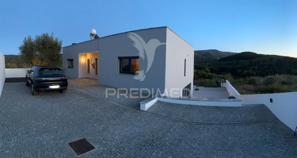 Moradia T3 para Venda em Lamas e Cercal Foto 32