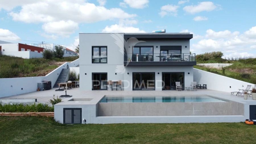 Moradia T3 para Venda em Lamas e Cercal Foto 2