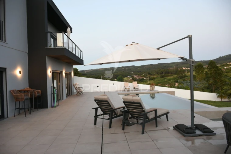 Moradia T3 para Venda em Lamas e Cercal Foto 19